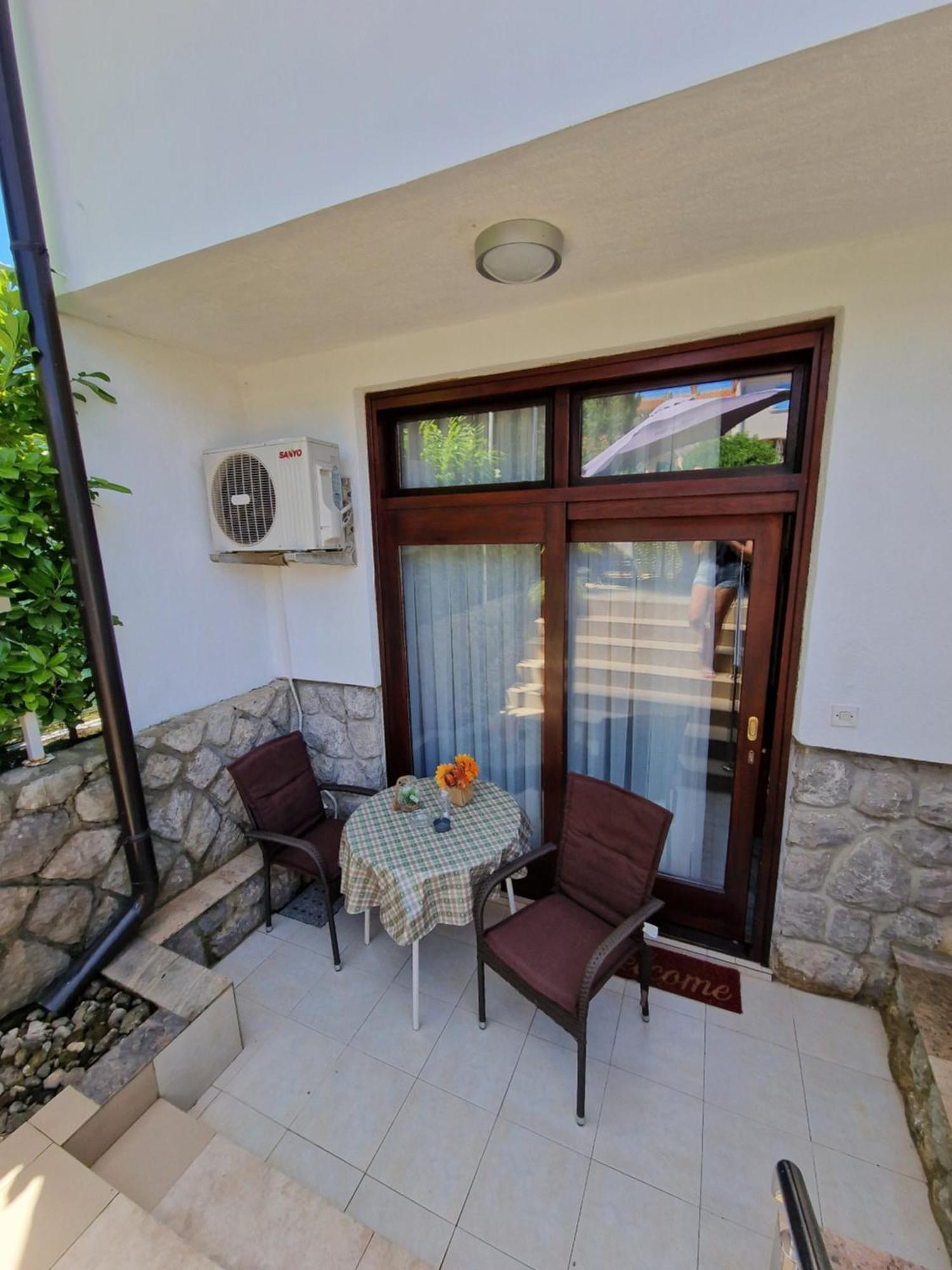Apartments Vesna Pinezići Exteriér fotografie
